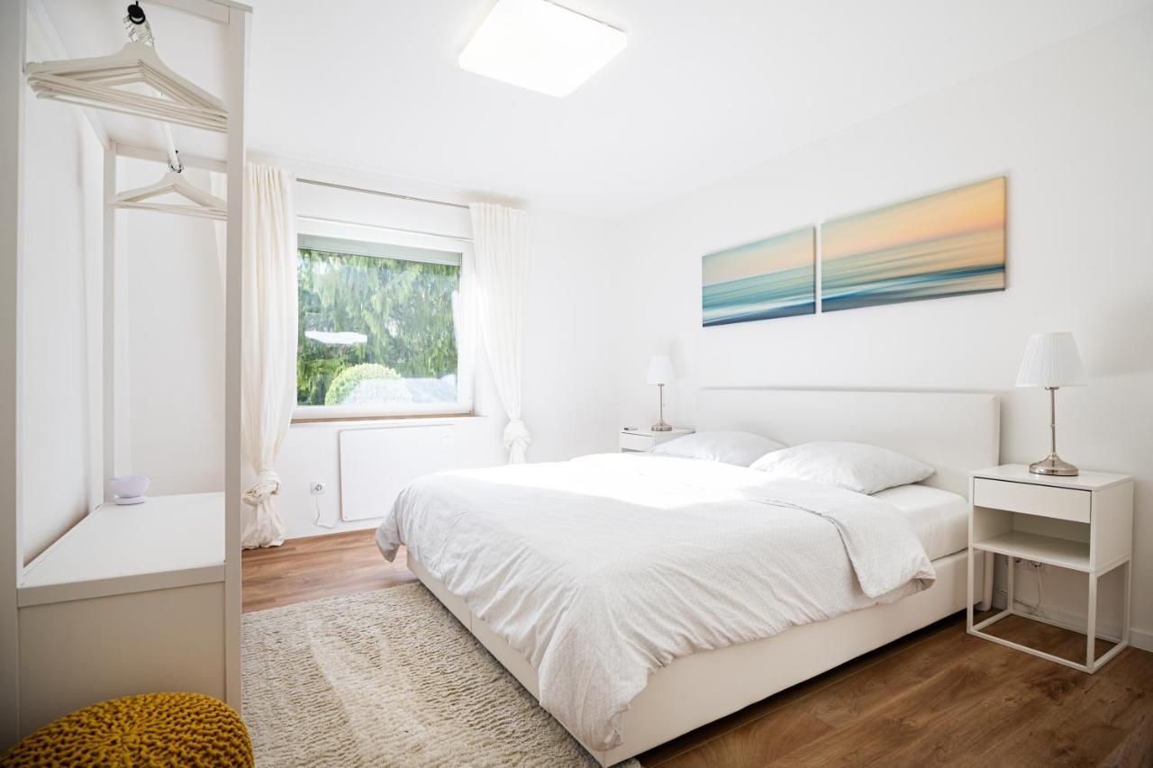 Sonnige Ferienwohnung In Neckarsulm Mit Massageliege & Wlan & Parken エクステリア 写真
