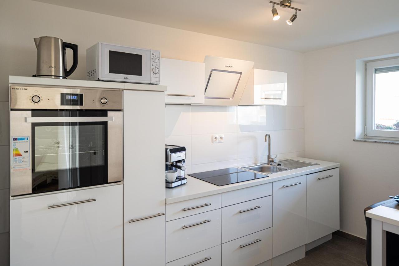 Sonnige Ferienwohnung In Neckarsulm Mit Massageliege & Wlan & Parken エクステリア 写真