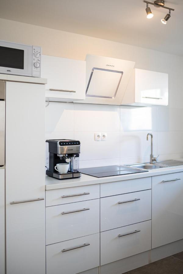 Sonnige Ferienwohnung In Neckarsulm Mit Massageliege & Wlan & Parken エクステリア 写真
